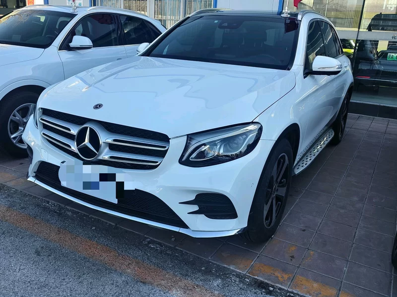 Mercedes-Benz GLC Class 2018 car image 