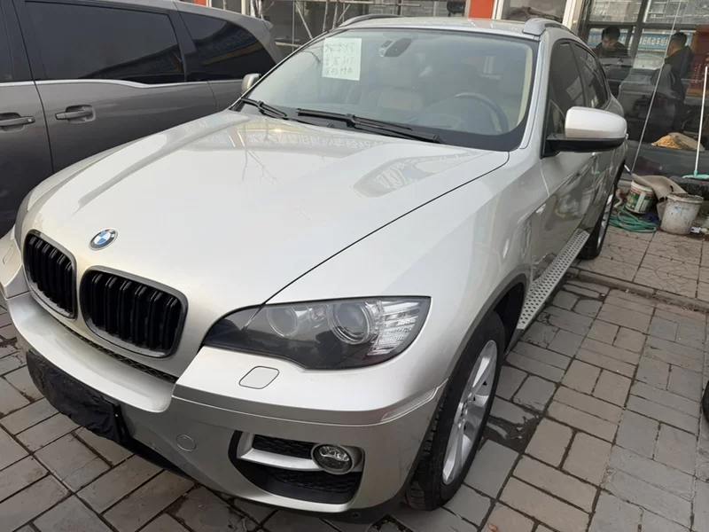BMW 2011 BMW 2011 car image