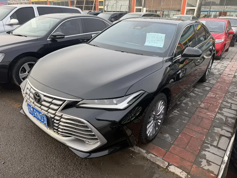 Toyota Avalon 2025 汽车图片 