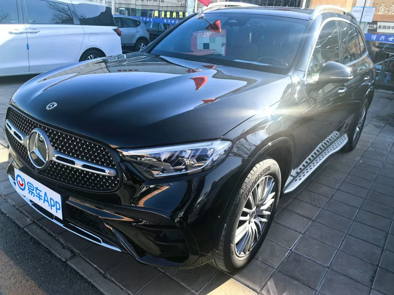 Mercedes-Benz GLC Class 2024 car image 