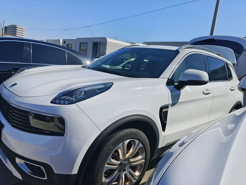 Lynk & Co 2018 Lynk & Co 2018 car image