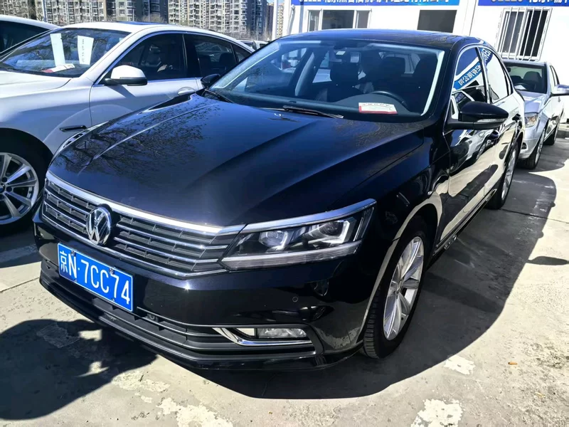 Volkswagen Passat 2017 car image 