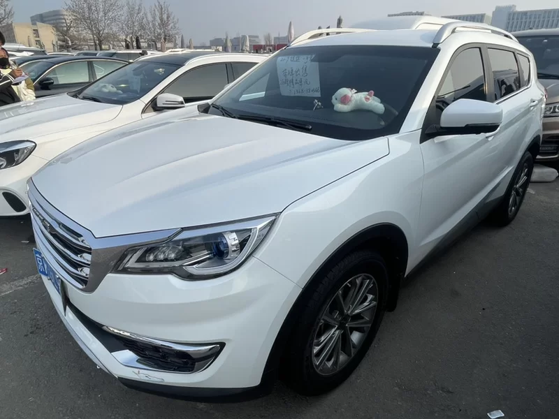 X70 2019 car image 