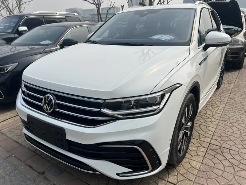 Volkswagen Tiguan L 2023 imagen de coche 